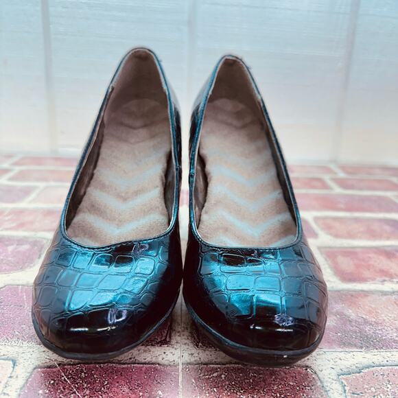 Women's Size 7 Black Faux Croc Skin 3.5" High Heel Slight Platform Classic Pumps - Picture 5 of 16